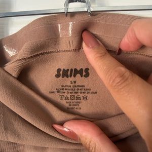 SKIMS - SCULPTING THONG HIGH WAIST | SIENNA